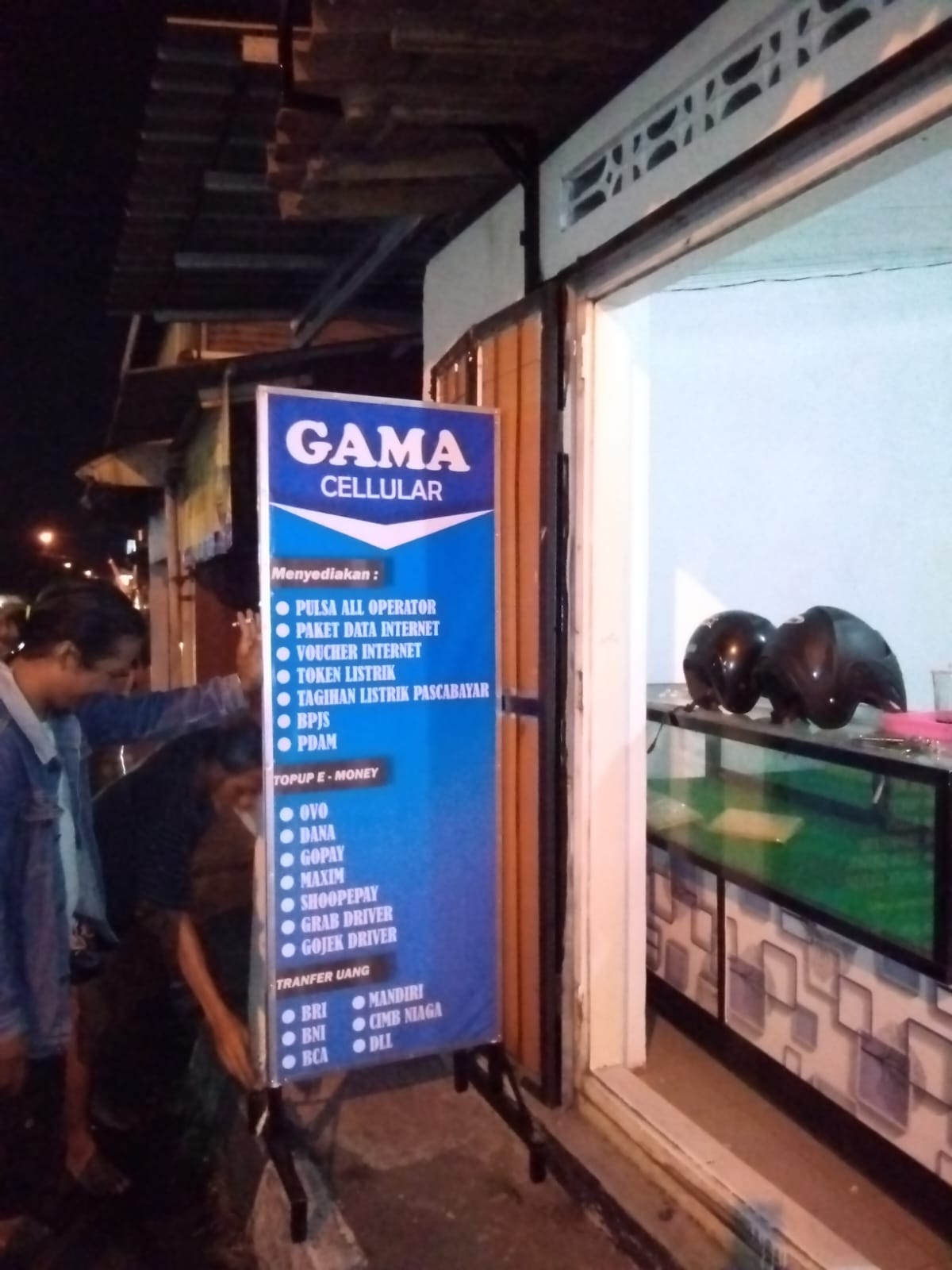 Pemasangan Neon Box - 3